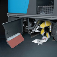 Central brush can be easily removed