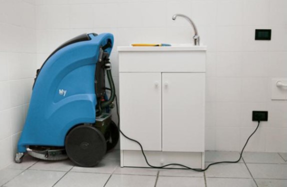 BUILT IN BATTERY CHARGER